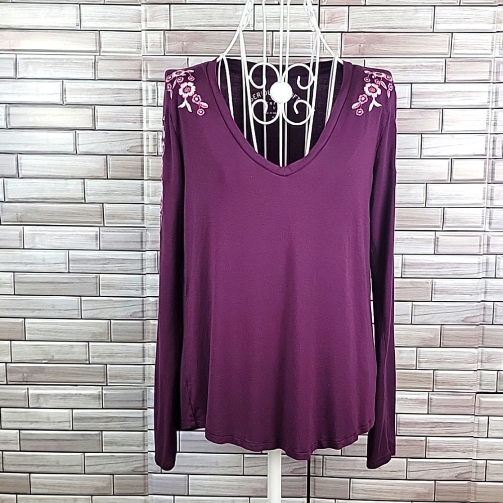 Aeropostale long sleeved top Size M